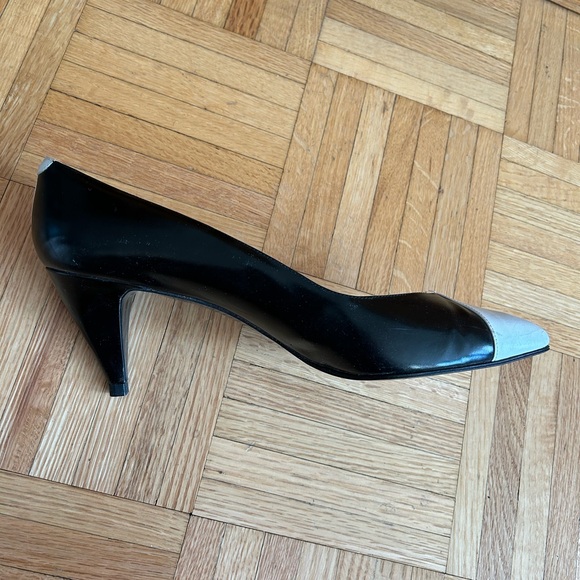 Calderone Heels - Picture 3 of 7